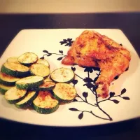 Baked Chicken Thigh with Zucchini|Anna Pazさん