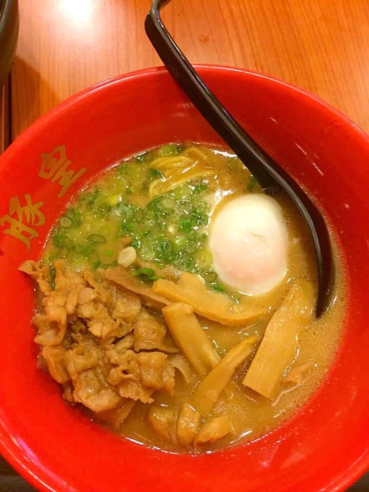 Bu sukiyaki ramen|Puy Nay Tem Sarungさん