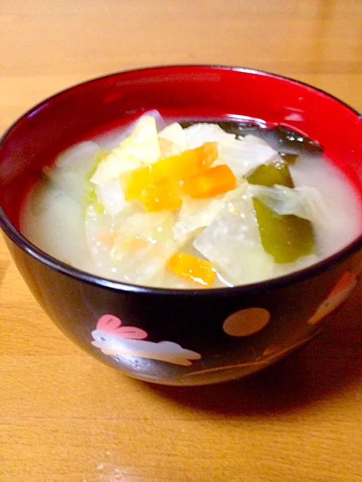 具たくさん味噌汁🍀朝は寒いので幸せ|まいりさん