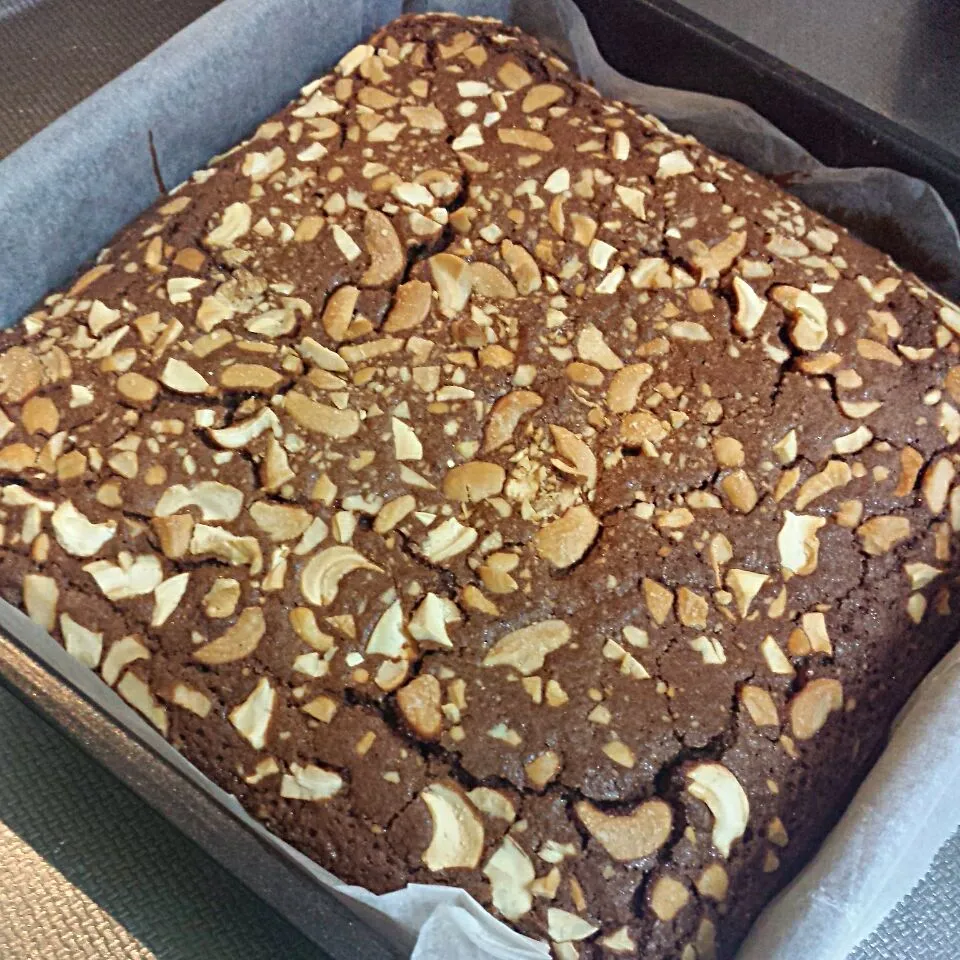 fresh  from the oven . . all time favorite brownies|kath.ozakiさん