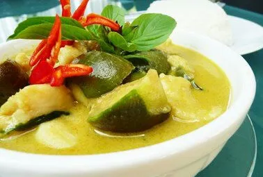 Snapdishの料理写真:Thai Green Chicken Curry 
แกงเขียวหวานไก่ ; gaeng khiao waan gai|yummy food by mimi ☺😉さん