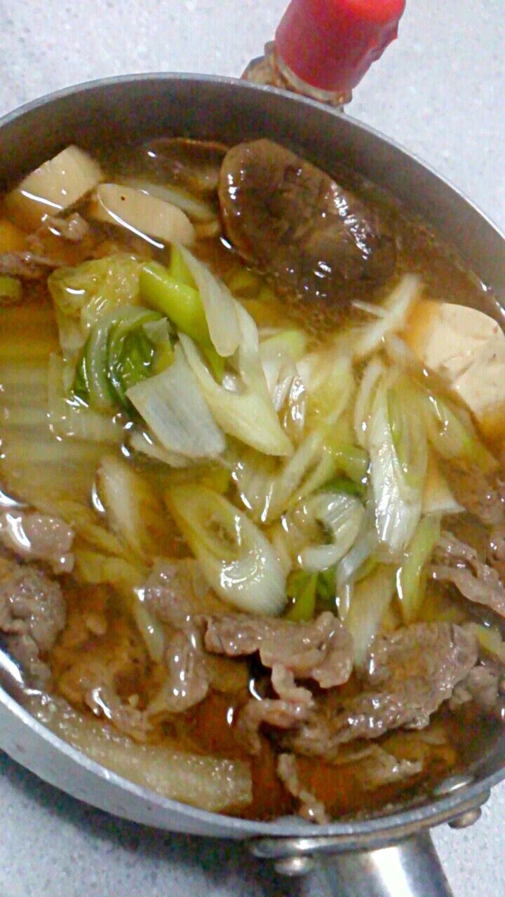 韓国ダシダで牛肉野菜鍋！|あまねさん