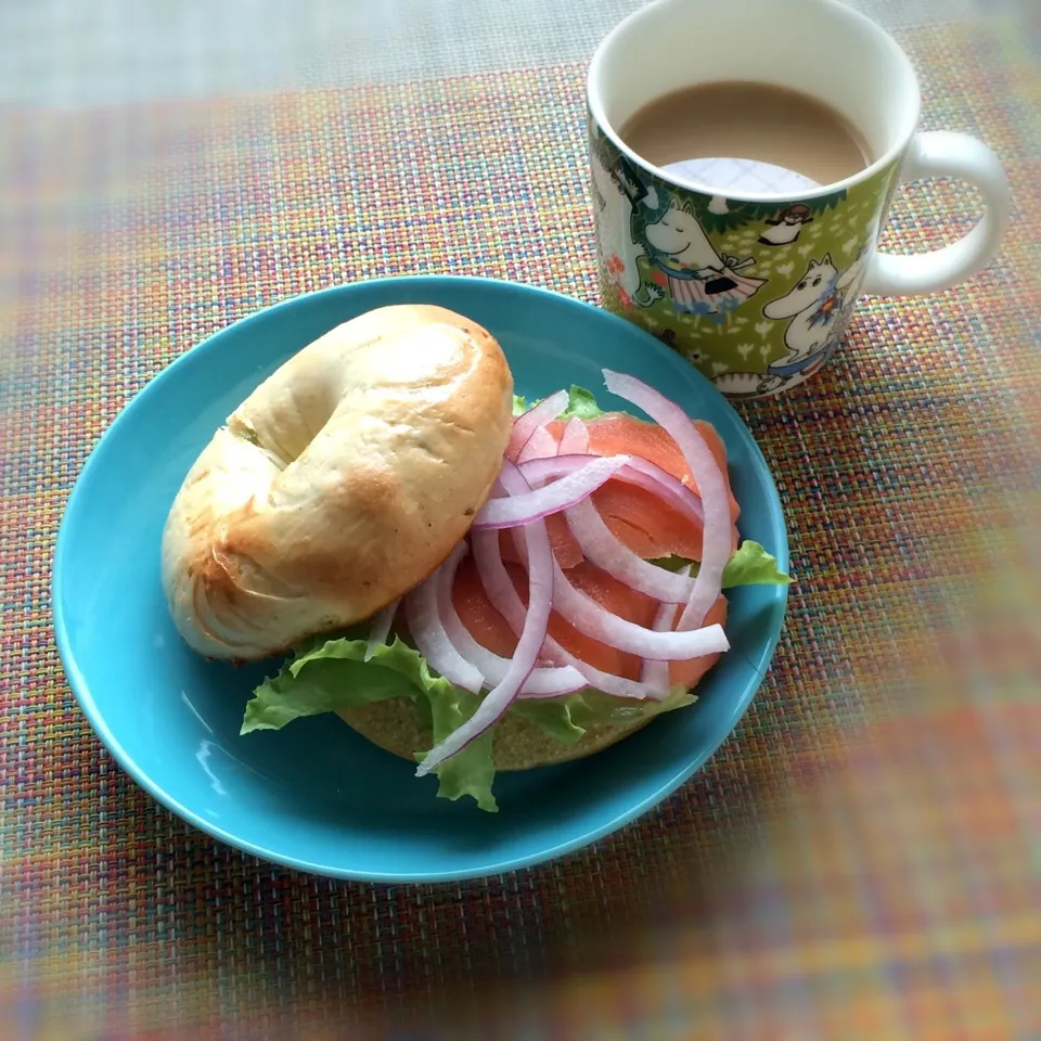 今日の朝ごはん|ぺんぎんさん