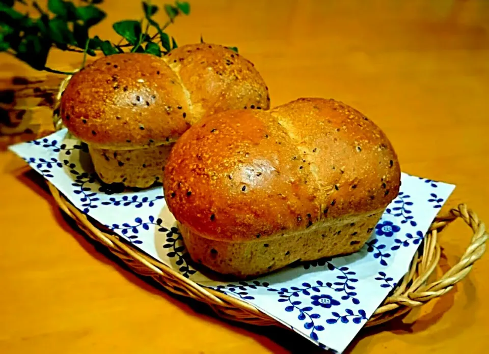 林檎ヨーグルト酵母で ミニ食パン🍞|うさかめさん