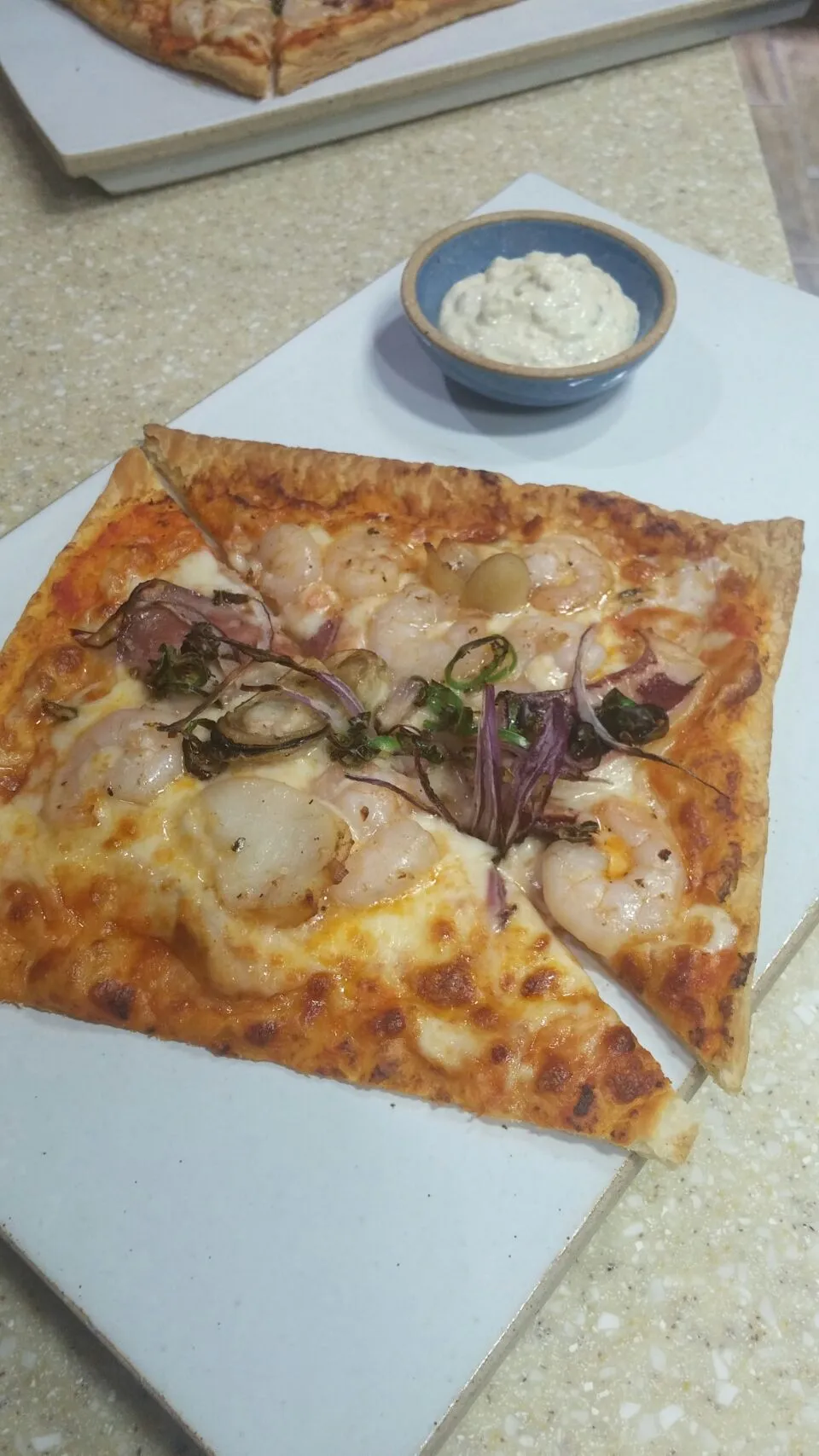 seafood pizza^^|Kihong Kimさん