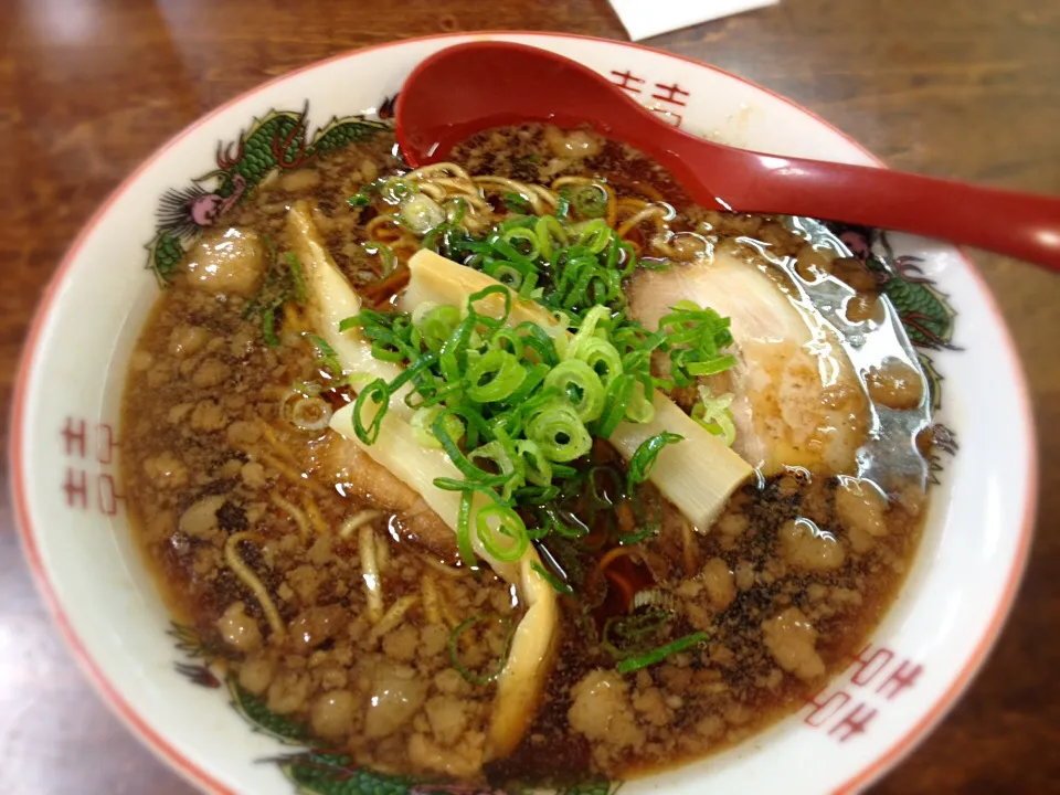 Snapdishの料理写真:尾道ラーメン 一丁 2014.10.25|tarqarさん