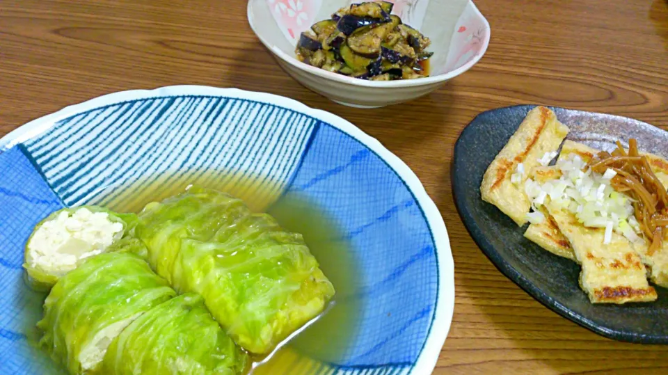 ・鶏ミンチと豆腐のコンソメロールキャベツ
・茄子の胡麻和え
・焼き揚げ|ようかんさん