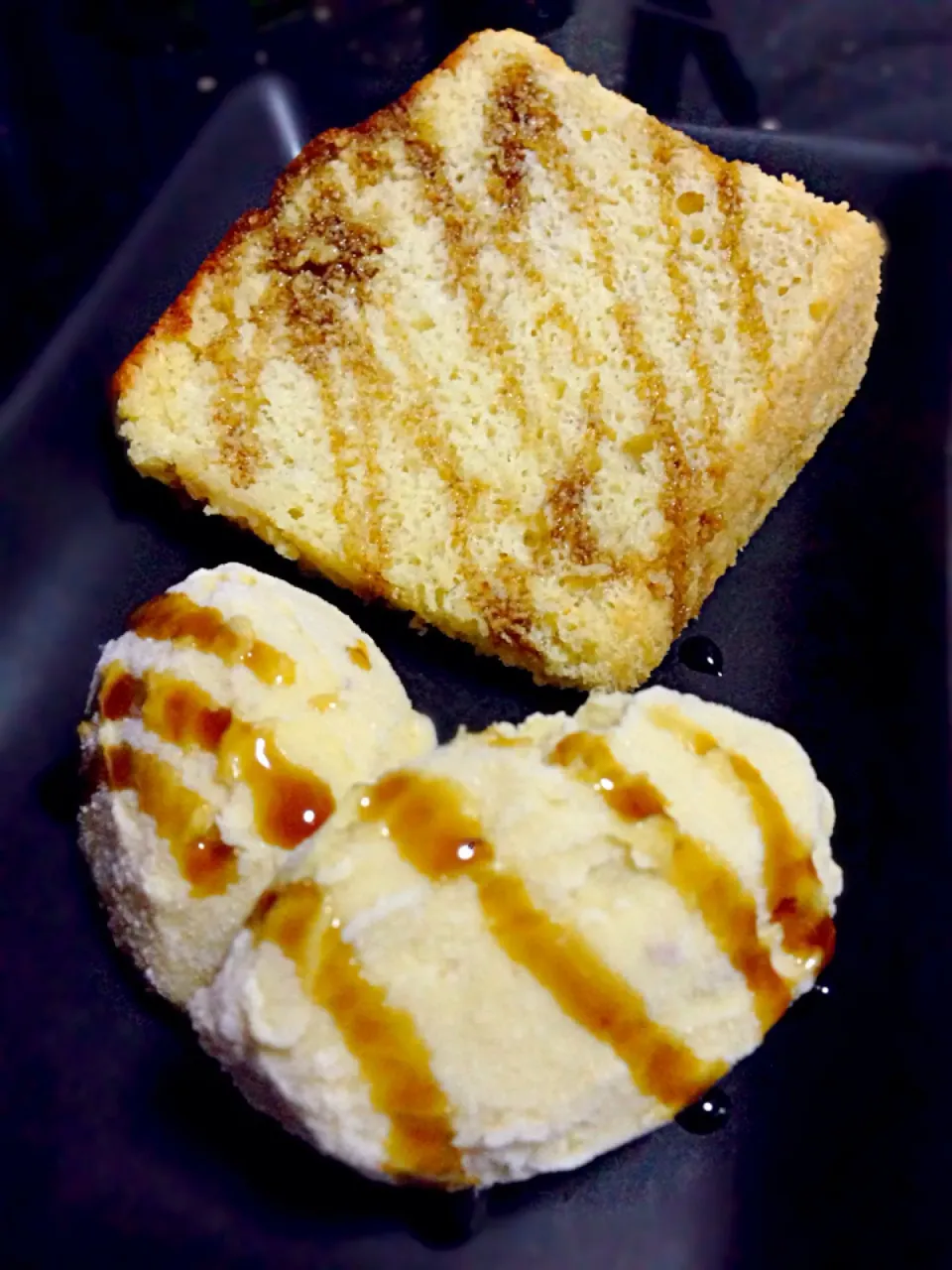 Snapdishの料理写真:Durian chiffon cake with frozen durian purée and Okinawan brown sugar syrup|coxiella24さん