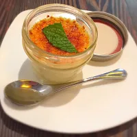 Snapdishの料理写真:Cream brûlée|Desangさん