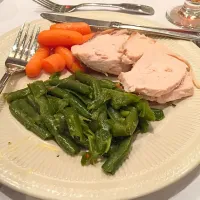 Snapdishの料理写真:Eating out at the scholarship dinner proves to be challenging. 496 calories with the side salad|Paula Johnstonさん