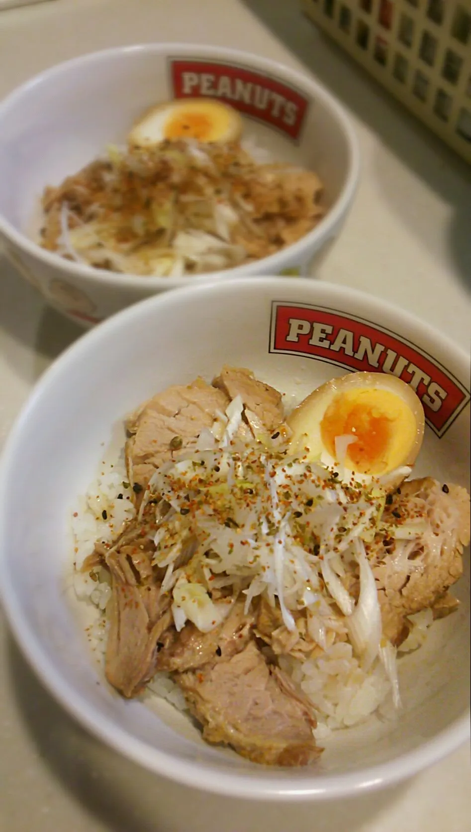 自家製チャーシュー丼味玉|よちやまさん