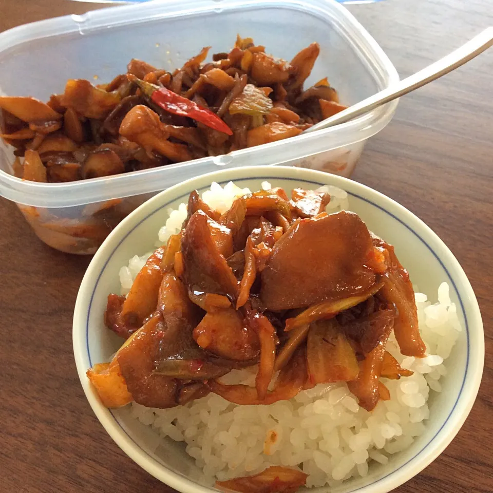 きのこ醬  甘辛コチュジャン味|ちょこりんさん