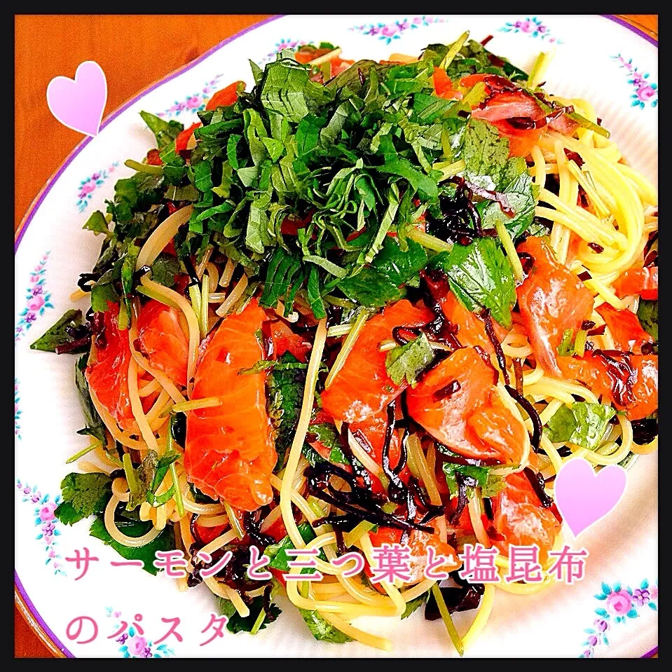 川上千尋ちゃんの鯛刺身と三つ葉と塩昆布のパスタ〜サーモンで💗ベストブランチ賞おめでとう🎉|ともきーた (伊藤 智子)さん