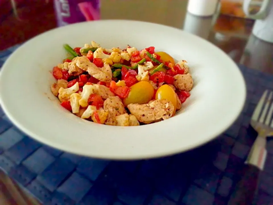 ハーブ鶏の胸肉‡アスパラガス‡赤ピーマン‡カリフラワー‡チェリートマト• herb chicken breast ‡ asparagus ‡ red bell pepper ‡ cauliflower ‡ cherry tomato|thepixiemixerさん