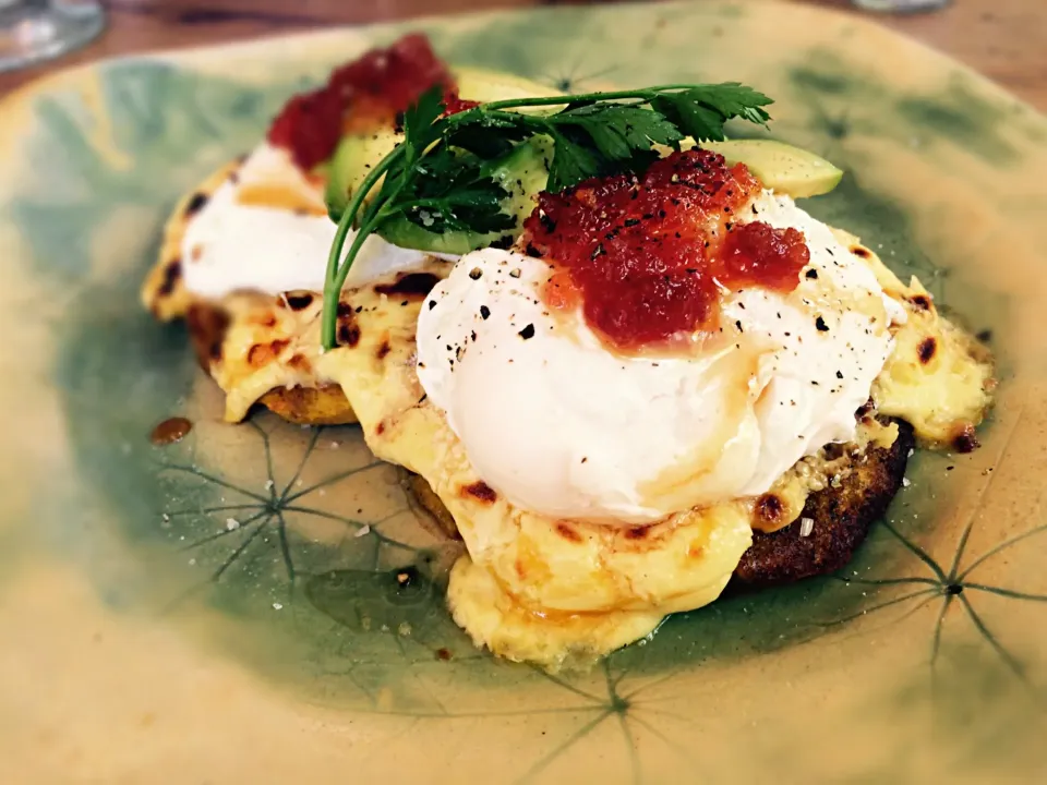 Snapdishの料理写真:Butternut fritters, poached egg, Welsh Rarebit, avocado and tomato relish|Sergio Lacuevaさん