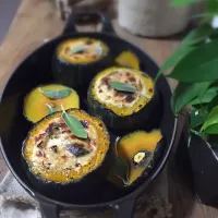 Mini pumpkin gratin with mushrooms and sage