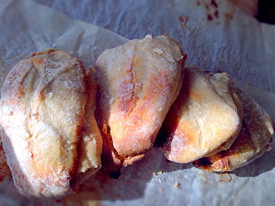 Flat bread with natural yeast from Apple|Yuriさん