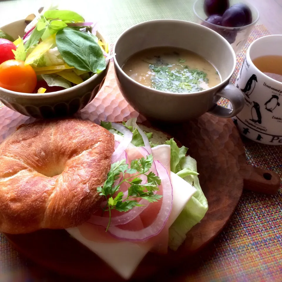 今日の朝ごはん|ぺんぎんさん