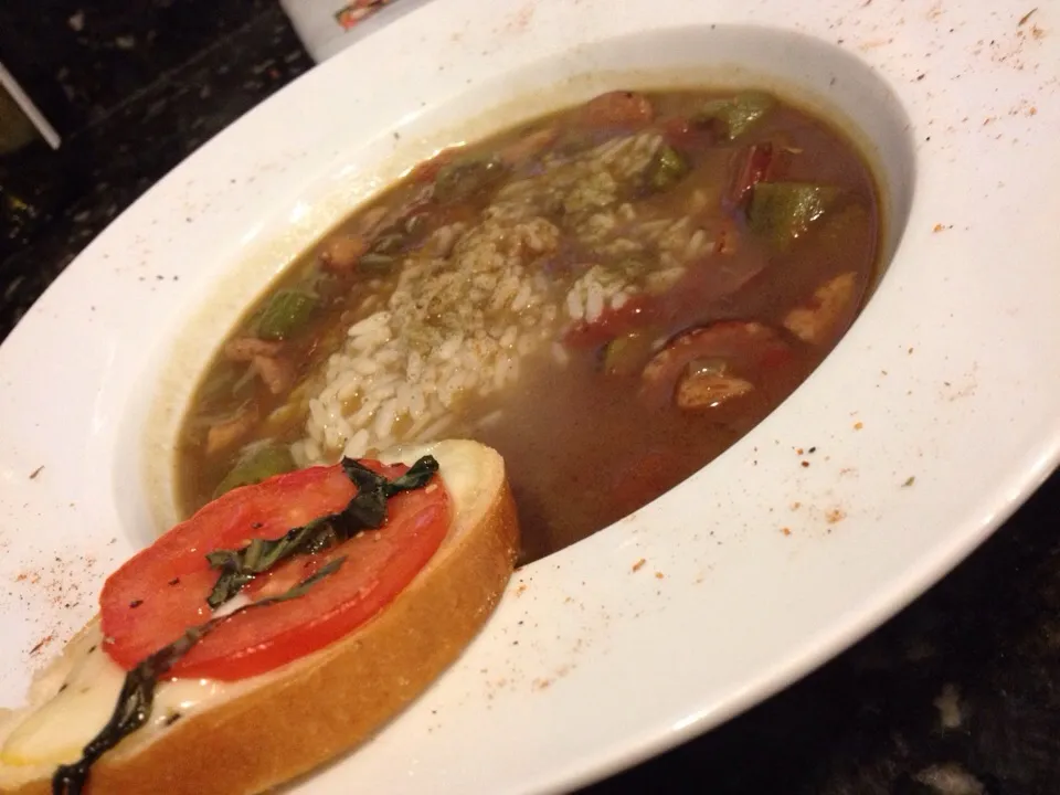 Snapdishの料理写真:Chicken and Andouille Gumbo|Mike Foshéeさん