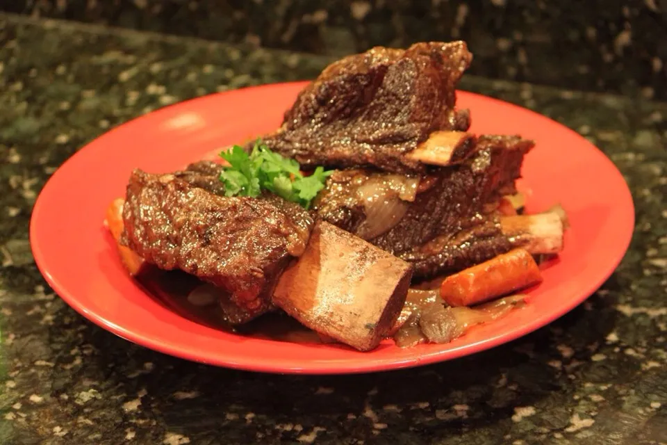 Red wine braised beef short ribs.|Mike Foshéeさん