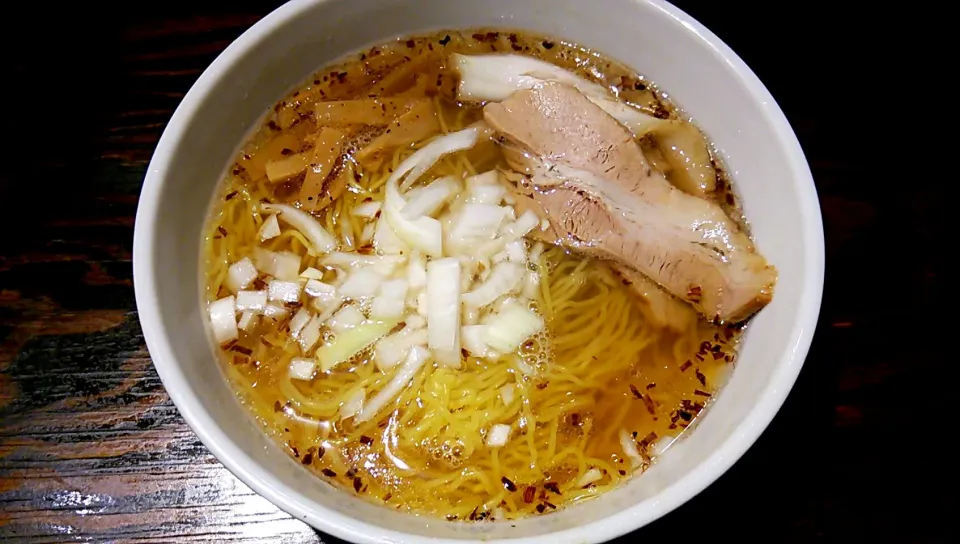 大阪遠征4軒目
宗家一条流がんこラーメン 十八代目＠大阪市中央区
塩ラーメン 700円
#ラーメン #大阪遠征 #大阪市中央区|しんたたさん