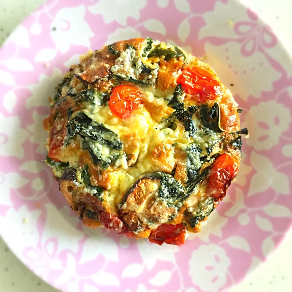 Tomato and Mushroom Frittata with Wakame|dawn ngさん