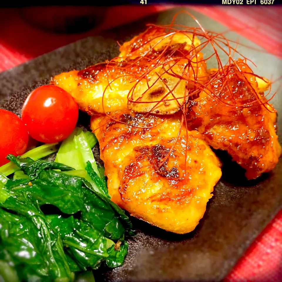 Snapdishの料理写真:Sho-koさんの料理 Today Lunch is 鶏肉の韓国風コチュジャンマヨ炒め～焦がしにんにく風味♬|すずらんさん