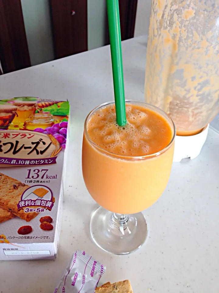 Carrot orange smoothie|viviさん