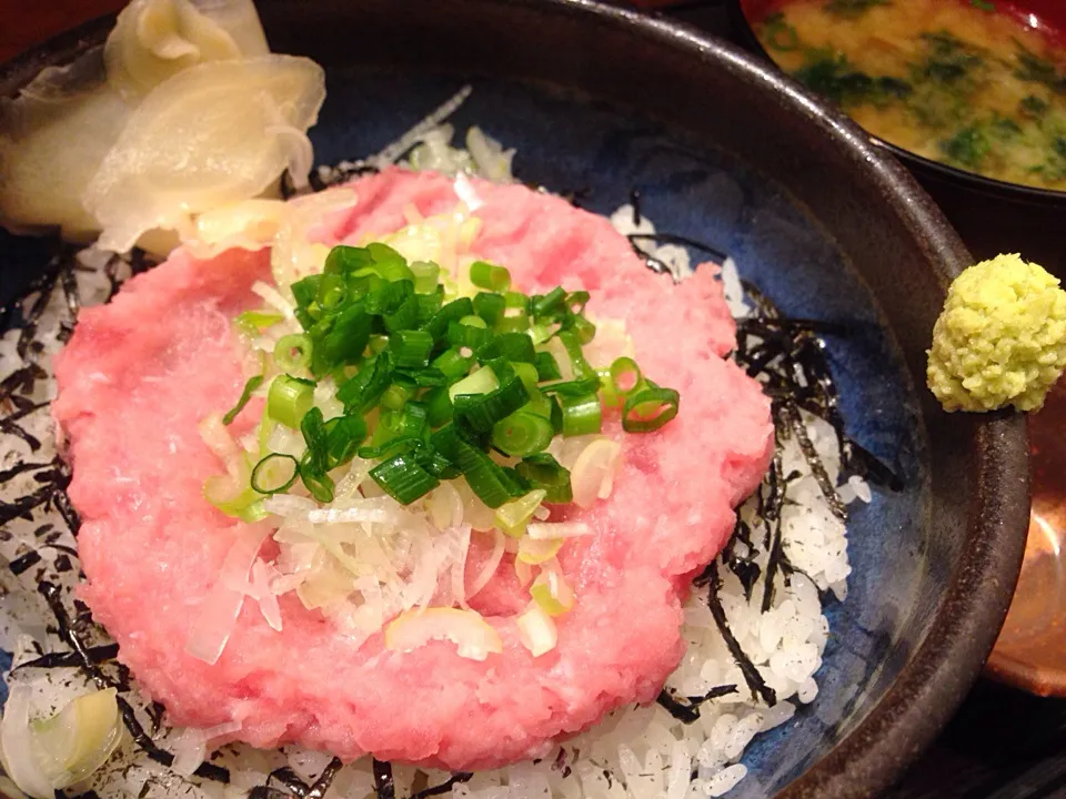 Snapdishの料理写真:鮪市場・ねぎとろ丼|ゆうじ.さん