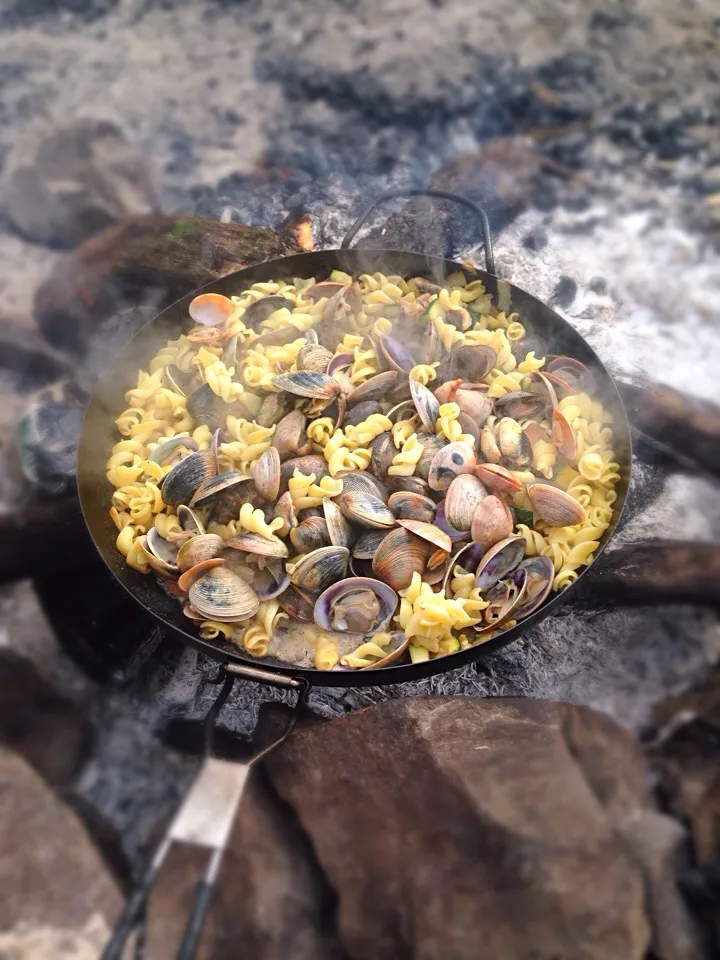 Campfire cockle pasta|kipper's kitchenさん