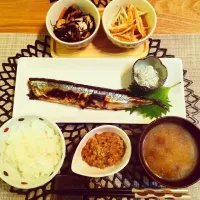 Snapdishの料理写真:旬の秋刀魚ごはん。|伊藤栄美さん