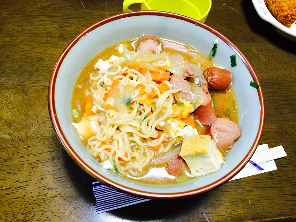 Snapdishの料理写真:野菜たっぷり味噌ラーメン|Runaさん