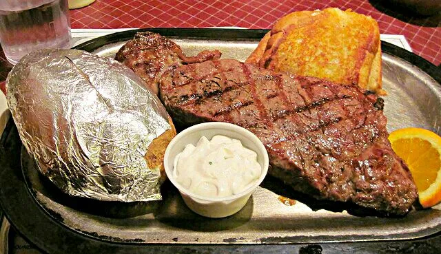 I'm a 🍖 🍴 🍖 Meat Maven 🍖 🍴🍖 My Steak and Baked Potato #FoodHeaven #Steak 🅰💛Ⓜ|Alisha GodsglamGirl Matthewsさん