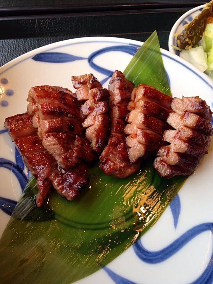 Grilled Lengua (ox tongue)|🍑Foodtrip Unlimited🍴さん