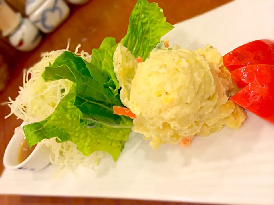 Salad potato|Issara. 🍴さん