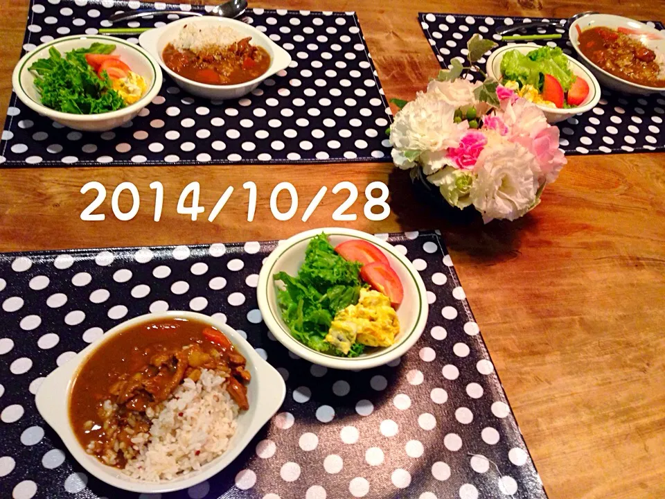 Snapdishの料理写真:朝カレー2014・10・28|ローゼルさん