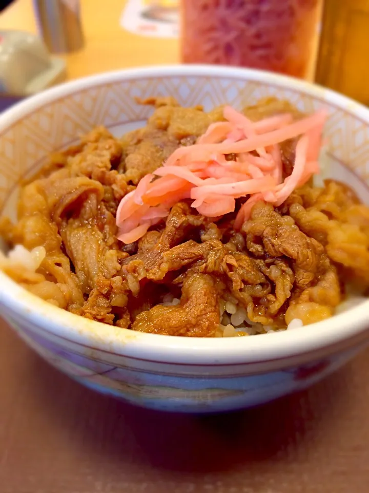 牛丼。|えすとさん