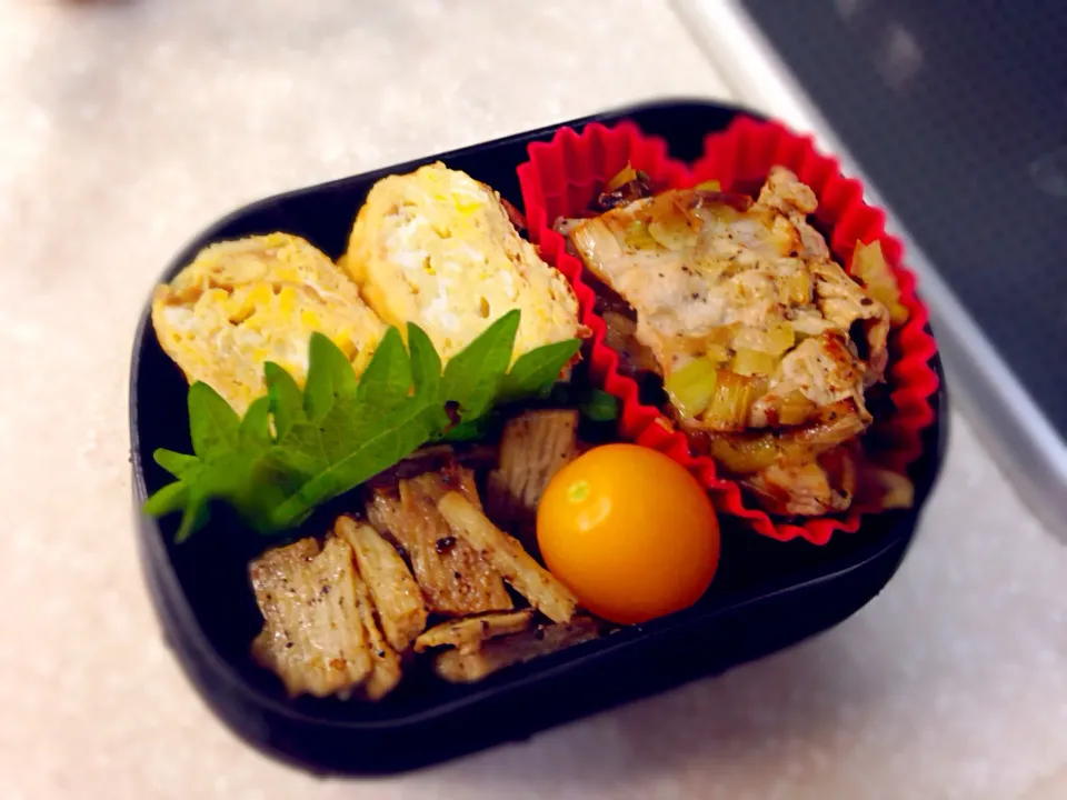 10/28 お弁当 見た目失敗😭|yuriさん