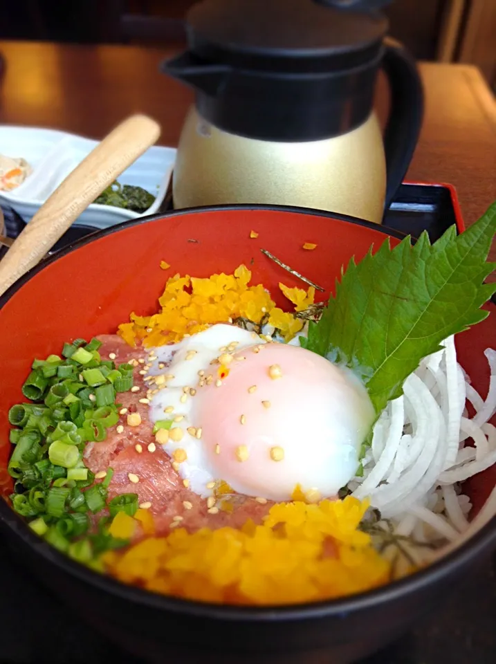 温泉卵付ネギトロ丼♪|リュカさん