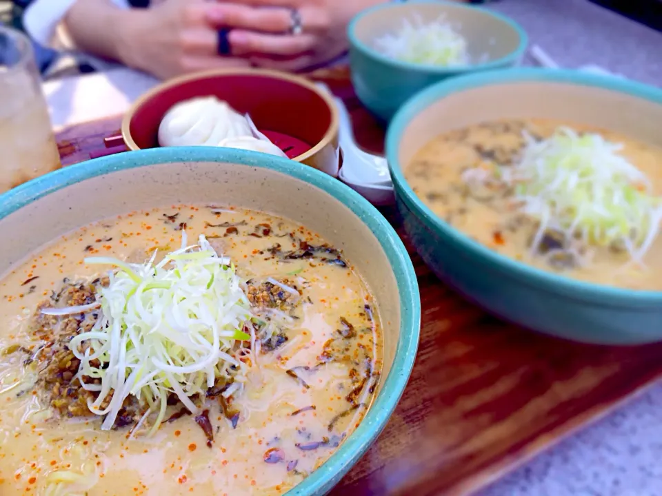 坦々麺、豚の角煮丼|Ryuichi Yoshimuraさん