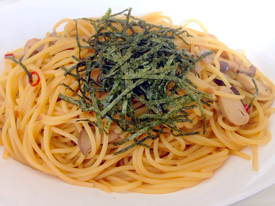 Snapdishの料理写真:和風 きのこスパゲティ🍝|ゆうじ.さん