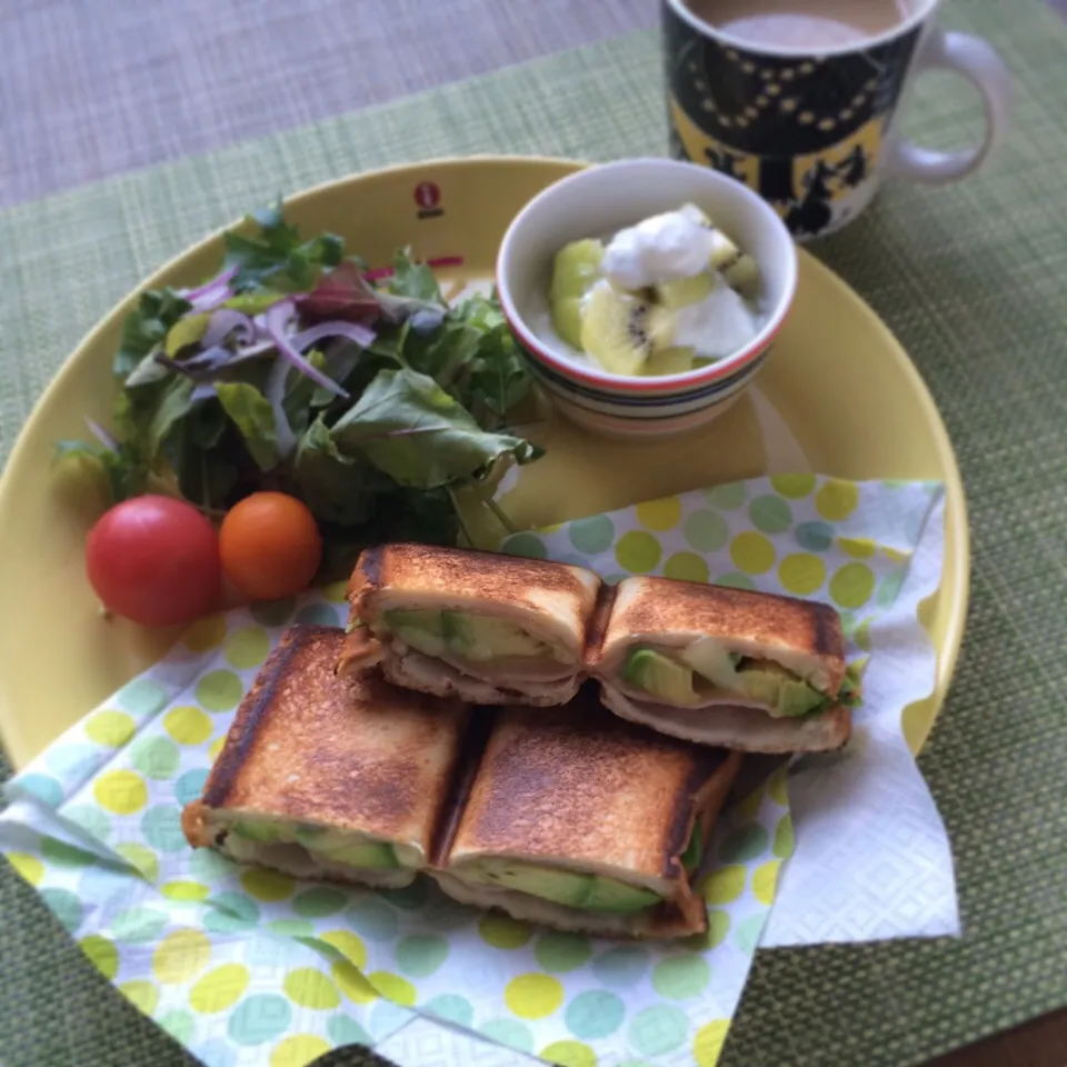 Snapdishの料理写真:今日の朝ごはん|ぺんぎんさん