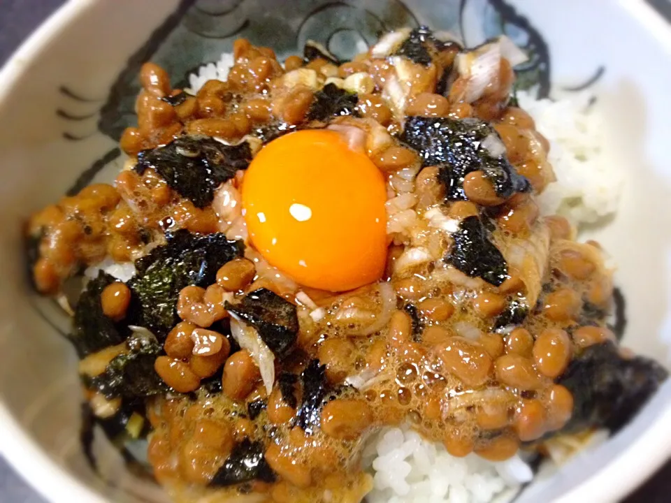 のりたま納豆丼|gekoさん