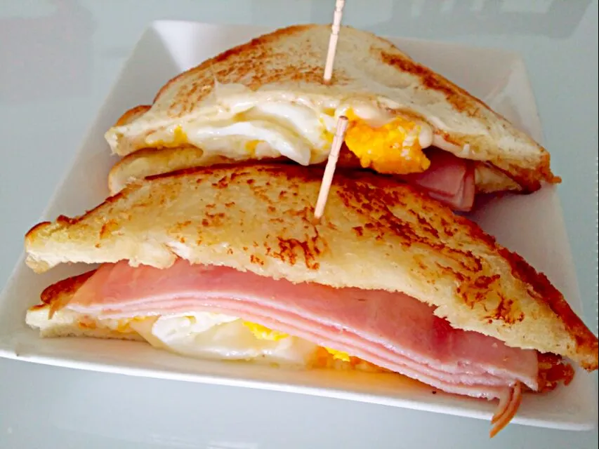 👨Ham Cheese Egg Sandwich 😚💁|🌷lynnlicious🌷さん