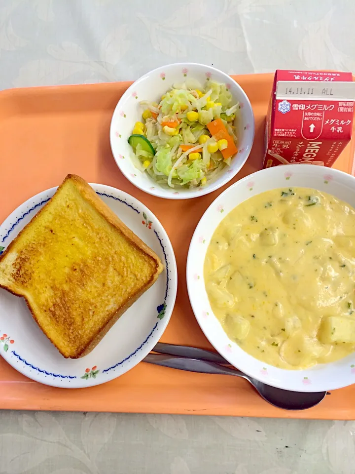 Snapdishの料理写真:今日の給食。|Namiさん