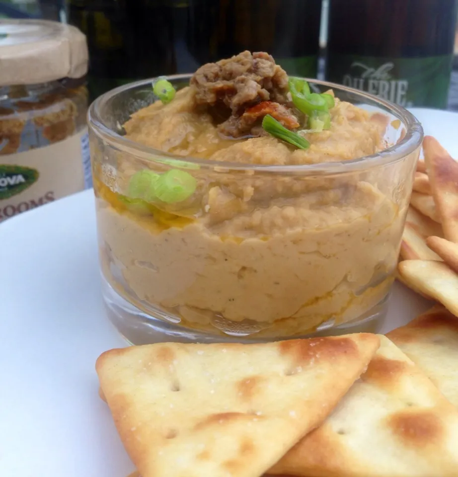 Wild Mushroom Hummus|peggy waldonさん