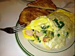 👋 GOOD MORNING 🌞🍳🌞What A Great Way To Start the Day at Louie's Cafe🌞🍳🌞 #Seafood Omelette #Eggs & Toast I'm Sure to Have An 'EGGcellent'  Day 🌞🍳🌞 #Peace #Blessin|Alisha GodsglamGirl Matthewsさん