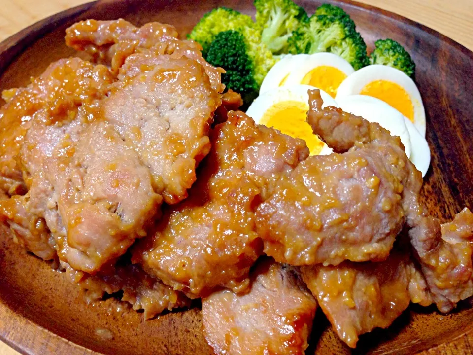 Snapdishの料理写真:豚ヒレ肉の味噌漬け焼き|AYACHIN♪さん