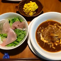 Snapdishの料理写真:煮込みハンバーグ 生ハムサラダ カボチャサラダ|Ayumi Taguchiさん