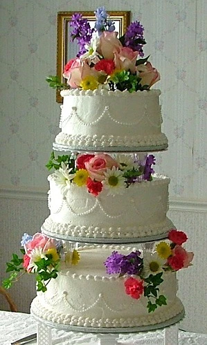 French Vanilla Wedding cake|Andrew Martiniさん